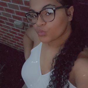 Meet your Posher, Alexandra